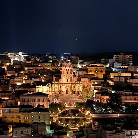 Centro Storico Modica - 2 Min A Piedi Da Corso Umberto I Apartment Luaran gambar