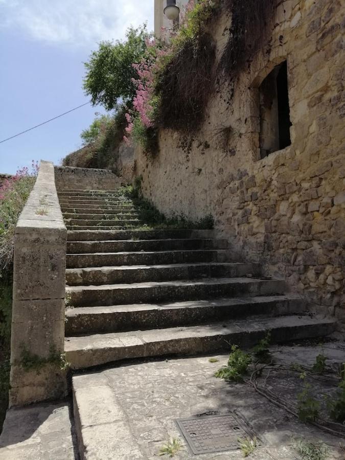 Centro Storico Modica - 2 Min A Piedi Da Corso Umberto I Apartment Luaran gambar